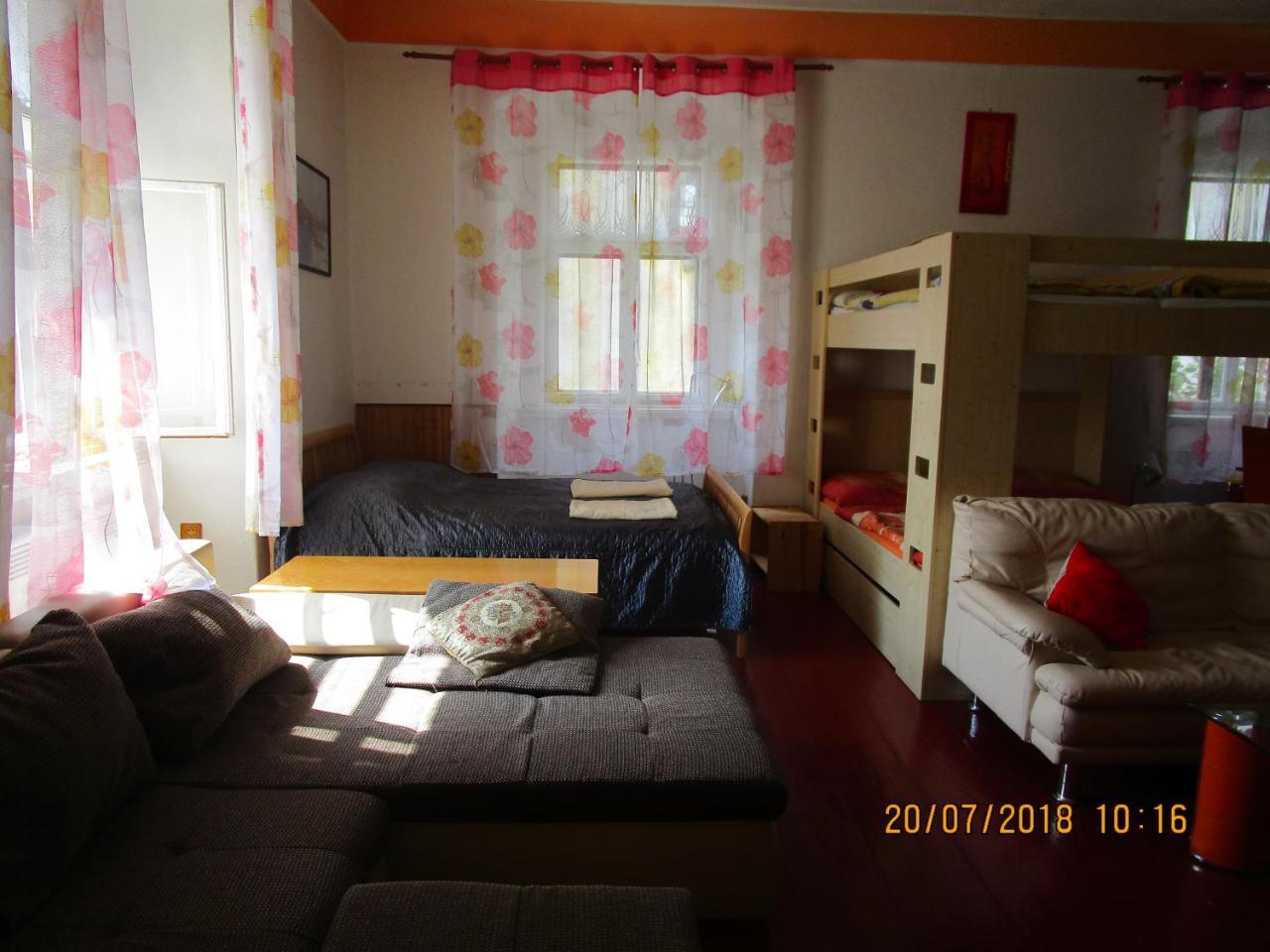 Hotel Fara Choustnikovo Hradiste Exterior foto